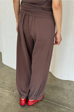 Load image into Gallery viewer, Pointelle Balloon Pants - Chocolate
