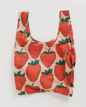 Load image into Gallery viewer, Standard BAGGU - Strawberry
