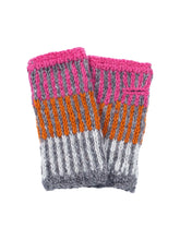 Load image into Gallery viewer, Dunoon Fingerless Gloves - Pink
