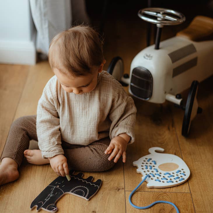 Llama Shaped Chalk Board / with Chalk