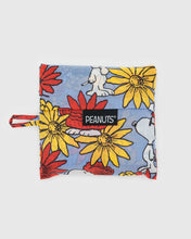 Load image into Gallery viewer, Standard BAGGU - Floral Snoopy
