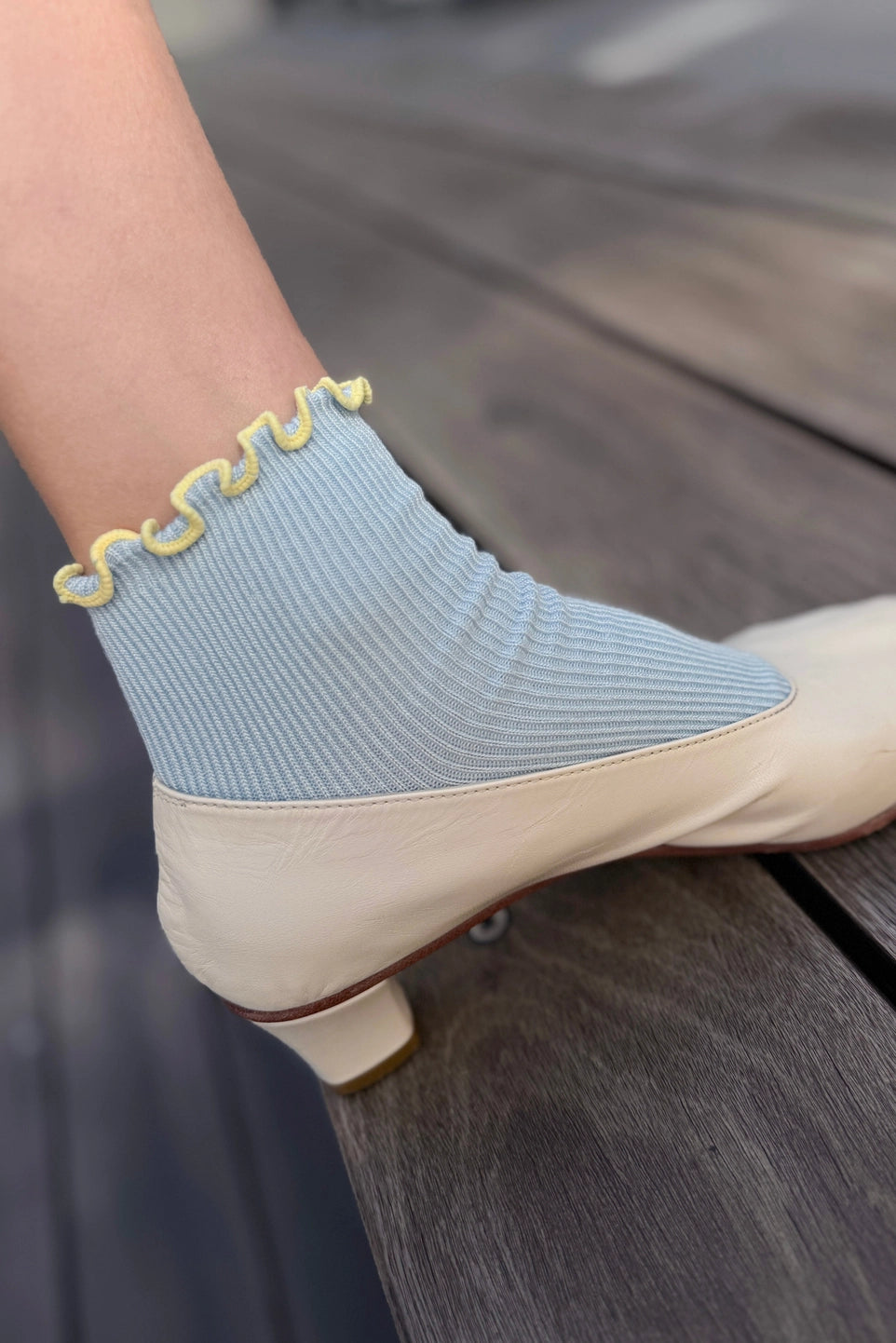 The Petite Ruffled Modal Socks - Baby Blue/Butter