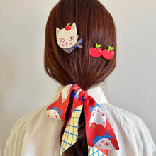 Load image into Gallery viewer, Apples Kitty Cat Alligator Hair Clip

