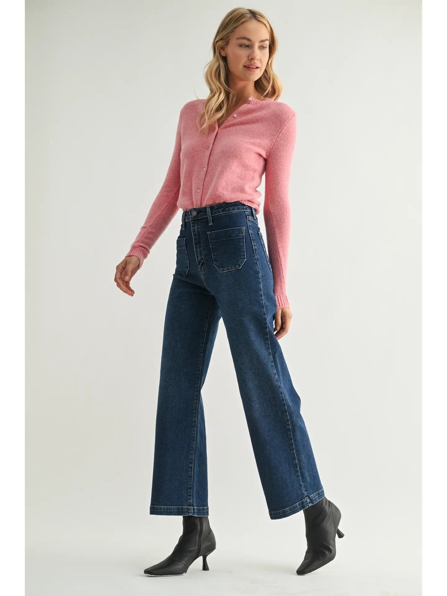 Patch Pocket Wide Leg - Dark Wash