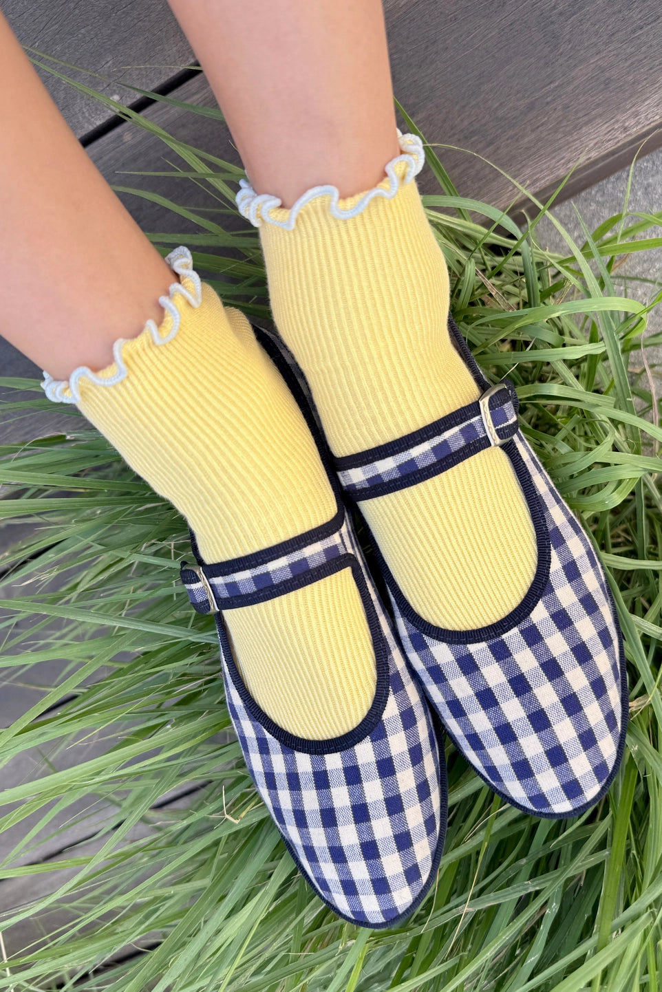 The Petite Ruffled Modal Socks - Butter/Baby Blue