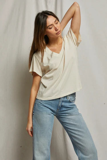 Hendrix V-Neck Tee - Sugar