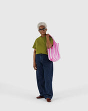 Load image into Gallery viewer, Standard BAGGU - Pink Painted Stripe
