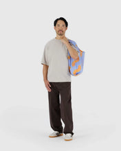 Load image into Gallery viewer, Standard BAGGU - Cantaloupe Blue
