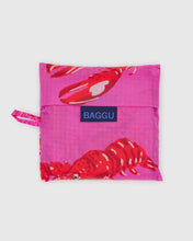 Load image into Gallery viewer, Standard BAGGU - Pink Lobster
