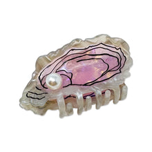 Load image into Gallery viewer, Midi Oyster Hair Claw Clip
