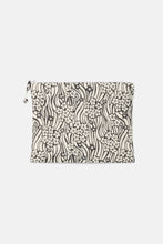 Load image into Gallery viewer, Abstract Flower Print Handbag
