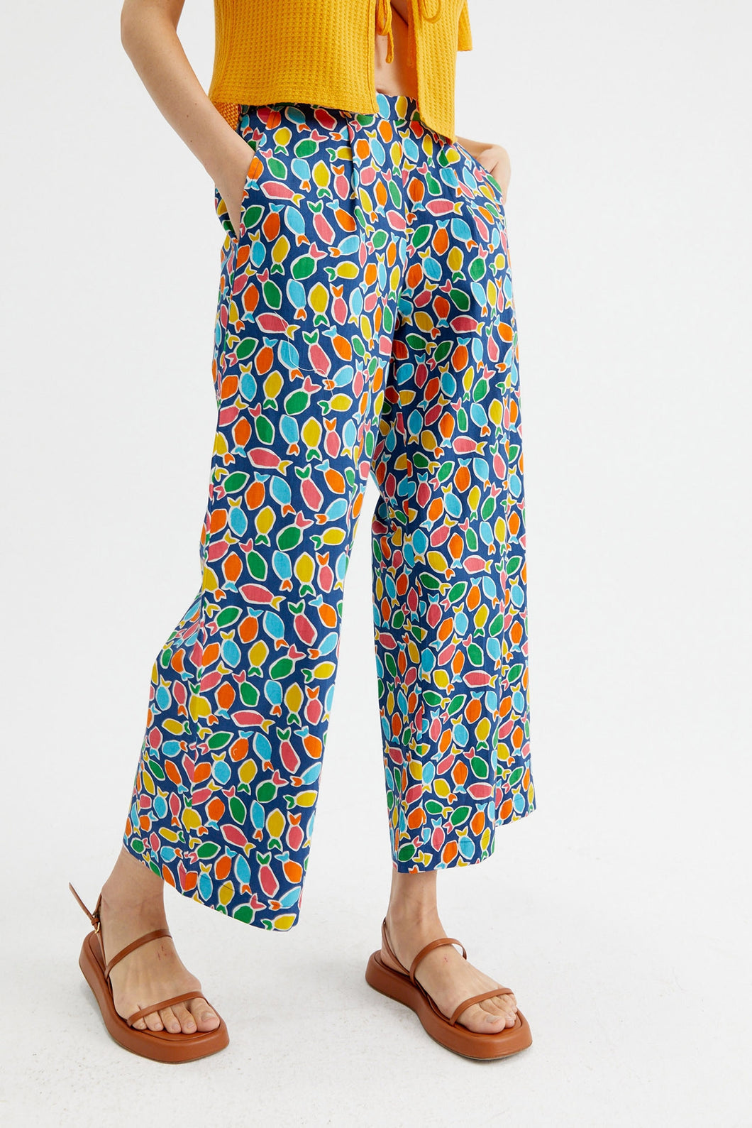 Fish Print Wide-Leg Cropped Trousers