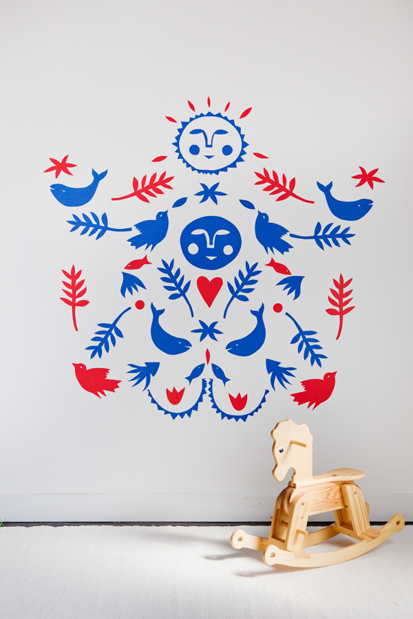 Yellow Owl's Little Prints