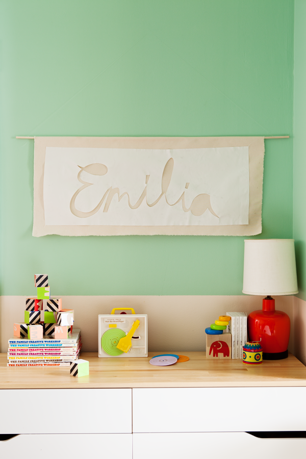 Yellow Owl's Little Prints