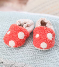 Load image into Gallery viewer, Baby Booties - Toadstool
